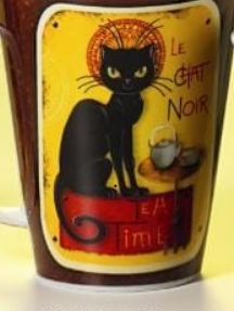 "A fekete macska"  fémszűrős porcelán bögre díszdobozban