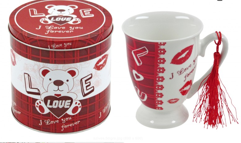 Bögre szíves fémdobozban